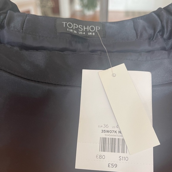 Topshop BRAND NEW Black Off the Shoulder Cocktail Mini Dress Size 4 - Picture 2 of 2